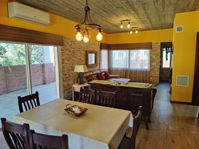 Casa ID.15 - ¡Casa a la venta en Piriápolis! Confort, calidad y mar, todo en un solo lugar.