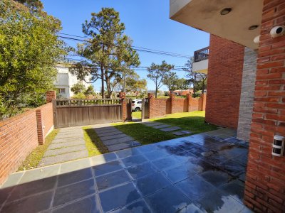 Casa ID.15 - ¡Casa a la venta en Piriápolis! Confort, calidad y mar, todo en un solo lugar.