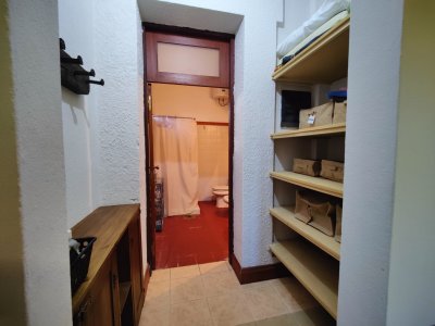 Casa ID.324 - Casa en venta en Playa Verde, Piriápolis - historia, calidez y ubicación a metros del mar