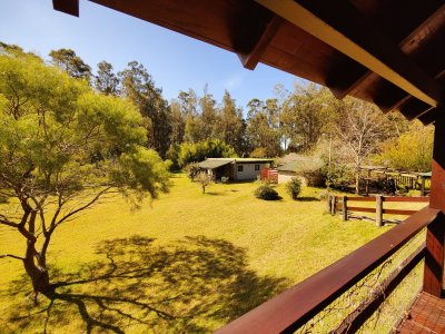 Casa ID.194 - Entre sierras y mar, Chalet de calidad a la venta en Balneario Bella Vista, Piriapolis.