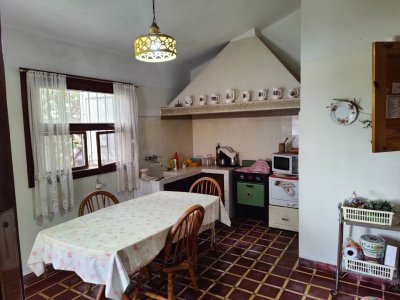 Casa ID.55 - Chalet con historia y vistas únicas - Piriápolis, falda del Cerro San Antonio