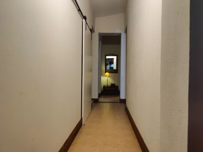 Casa ID.324 - Casa en venta en Playa Verde, Piriápolis - historia, calidez y ubicación a metros del mar