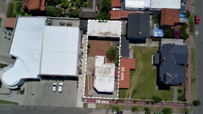 Casa ID.341 - Propiedad en venta con excelente ubicación comercial - A 30 metros de la Rambla