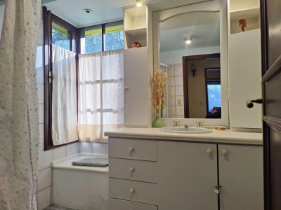 Casa ID.368 - Venta de casa con piscina y más de 3.000 m² de terreno en Balneario Bella Vista, Piriápolis