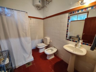Casa ID.324 - Casa en venta en Playa Verde, Piriápolis - historia, calidez y ubicación a metros del mar