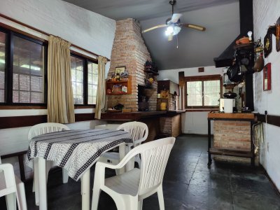 Casa ID.301 - Tranquilidad y espacio , casa a la venta en Piriapolis, barrio Country