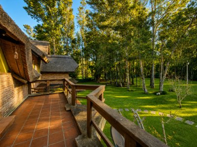 Casa ID.368 - Venta de casa con piscina y más de 3.000 m² de terreno en Balneario Bella Vista, Piriápolis