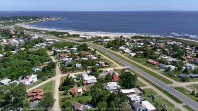 Casa ID.332 - Oportunidad imperdible en Playa Hermosa: dos unidades y gran potencial