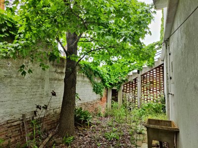 Casa ID.55 - Chalet con historia y vistas únicas - Piriápolis, falda del Cerro San Antonio