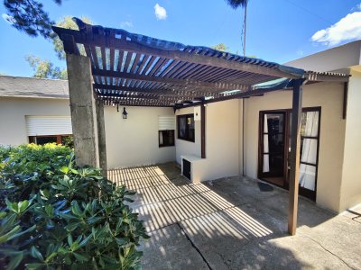 Casa ID.295 - ???? Casa en venta en Playa Grande, Piriápolis  a 650 metros del mar ????
