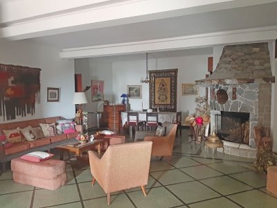 Casa ID.55 - Chalet de época a la venta sobre el pasaje superior Piria, hermosas vistas