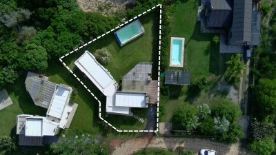 Casa ID.359 - Casa en venta en Punta Colorada, Piriápolis, 3 dormitorios en una planta, con piscina climatizada