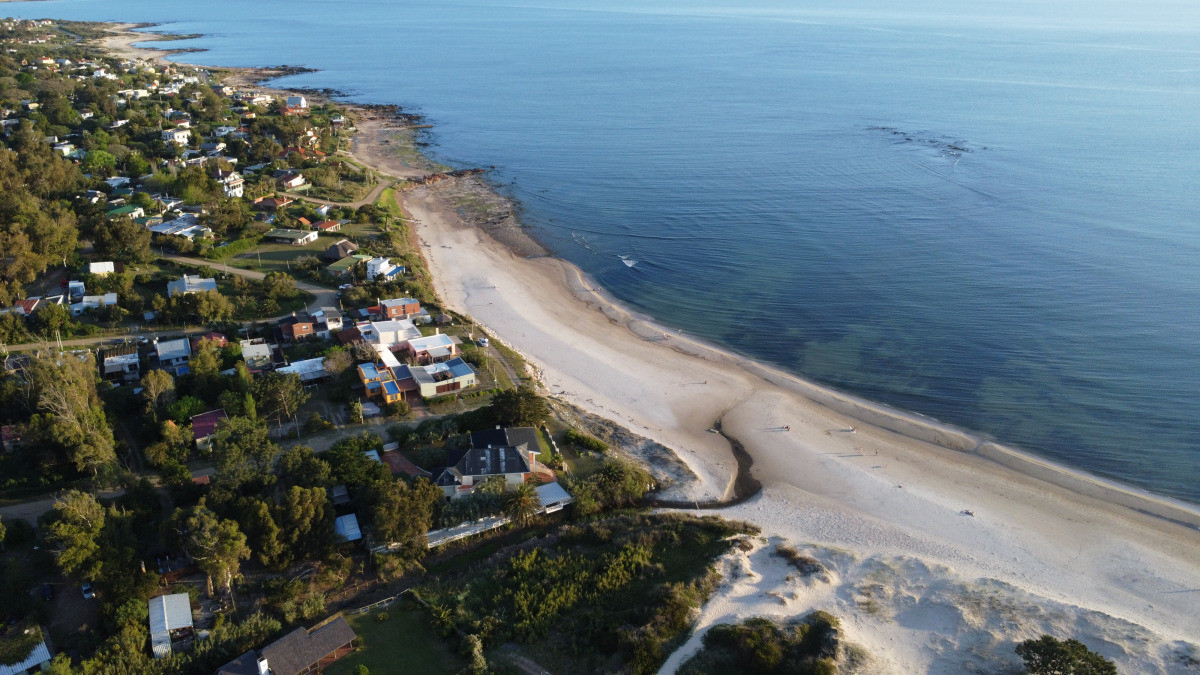 Casa en venta en Playa Verde, Piriápolis a metros del mar !!