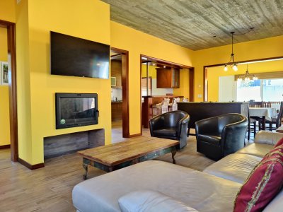 ¡Casa a la venta en Piriápolis! Confort, calidad y mar, todo en un solo lugar.