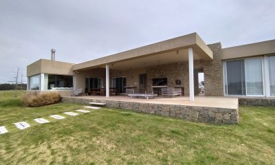 Casa en venta en Laguna de los Cisnes muy próximo a Piriapolis y Punta del Este