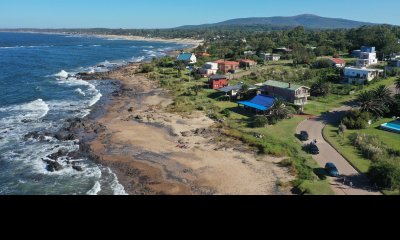 Sobre el mar!!, casa a la venta en Playa Verde.