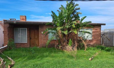 Casa en venta a metros del mar y playa de San Francisco
