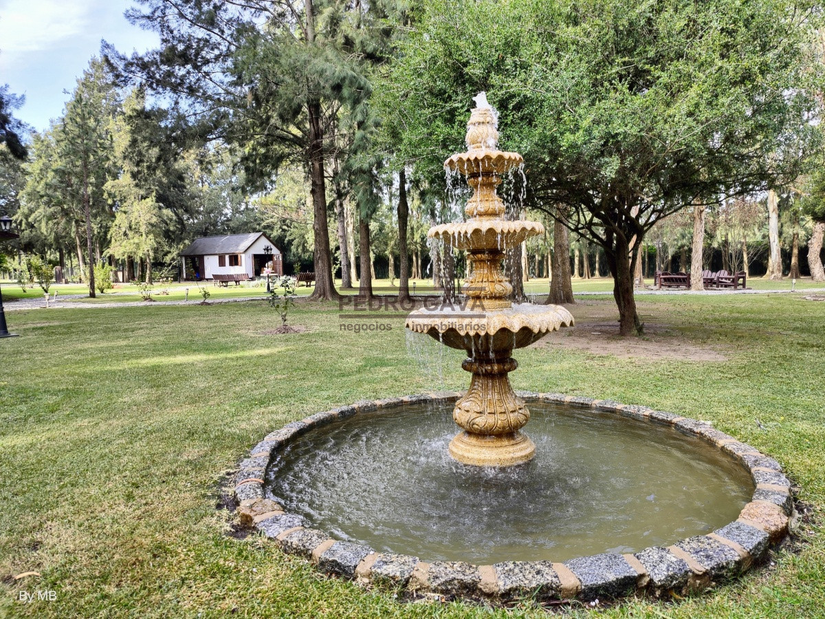 Chacra ID.142 - Hermosa casa de campo en el corazon del Balneario, a solo 1000 metros de la Rambla de Piriapolis