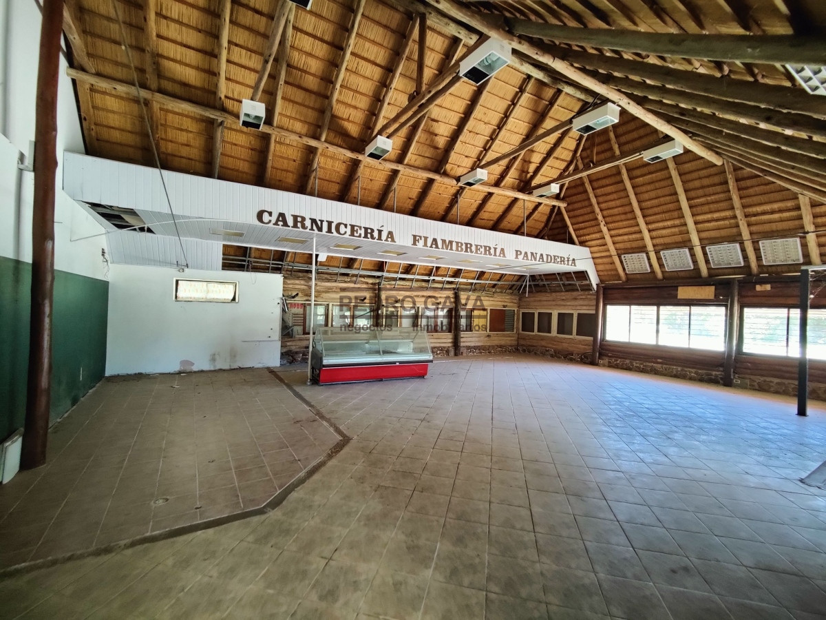 Local Comercial ID.195 - Gran predio comercial a la venta en Balneario Solís, ex parador 