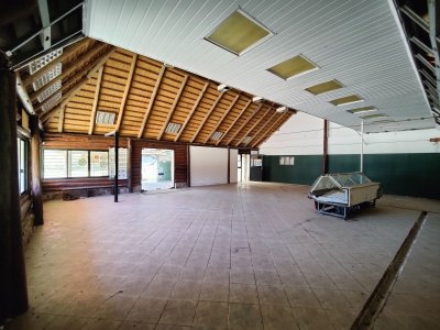 Local Comercial ID.195 - Gran predio comercial a la venta en Balneario Solís, ex parador 