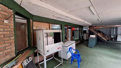 Local Comercial ID.323 - Local comercial en alquiler anual en  Playa Verde !! , Piriápolis
