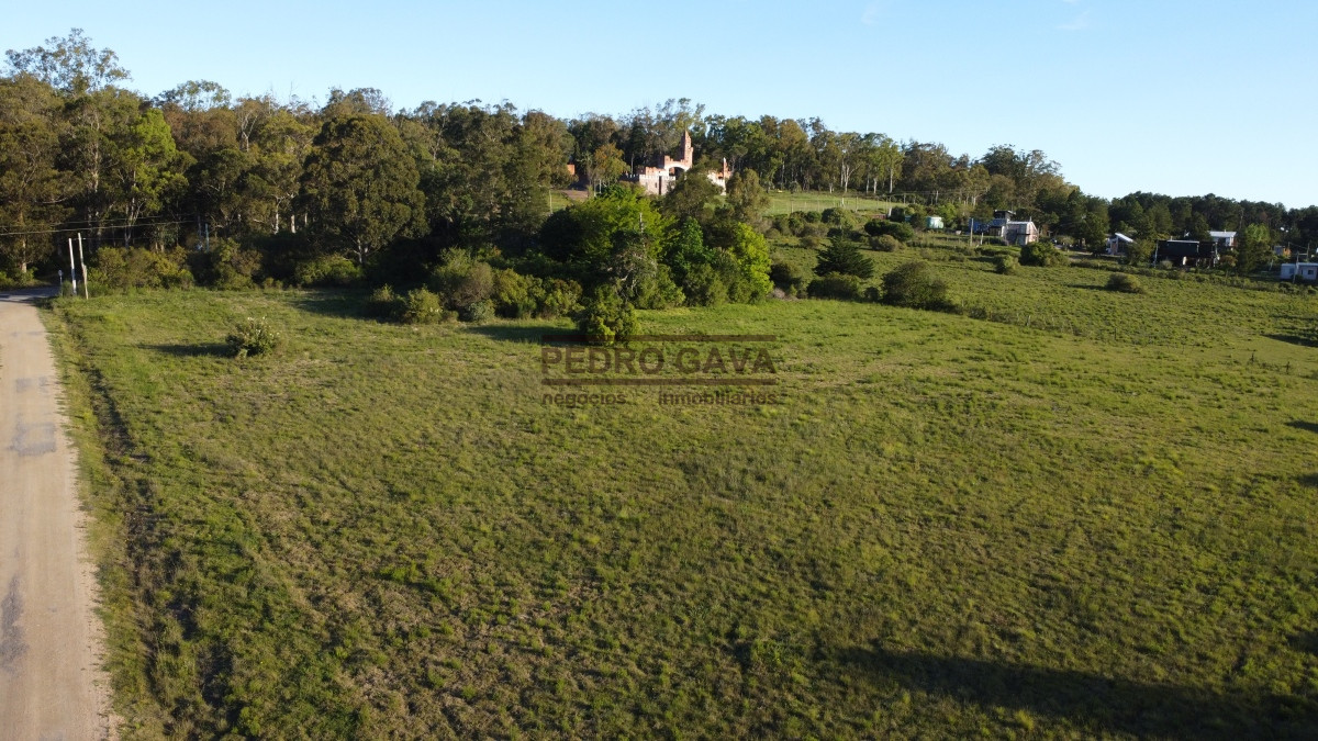 Terreno esquina a la venta en Balneario las Flores con hermosas vistas !!!