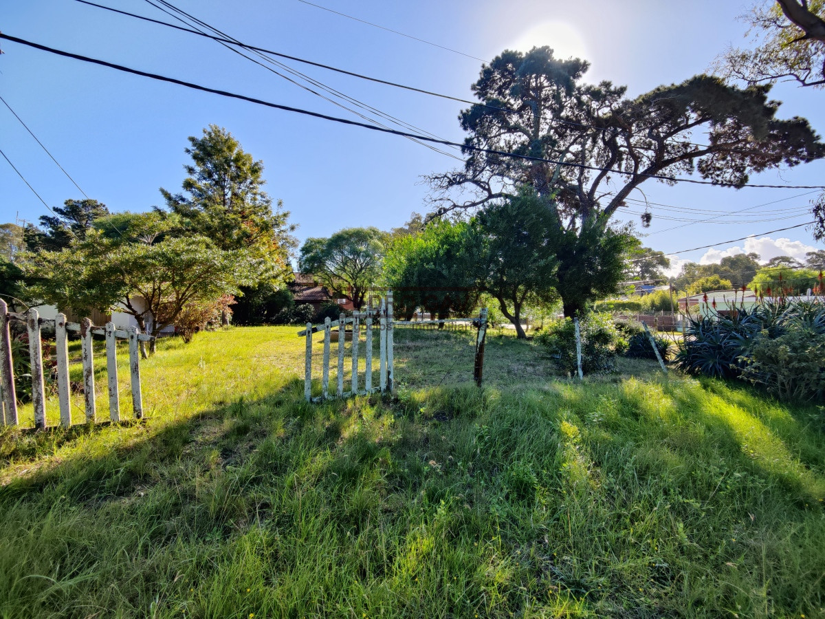 Terreno ID.236 - ¡Bienvenido a una oportunidad única en Piriapolis, Playa Grande! 