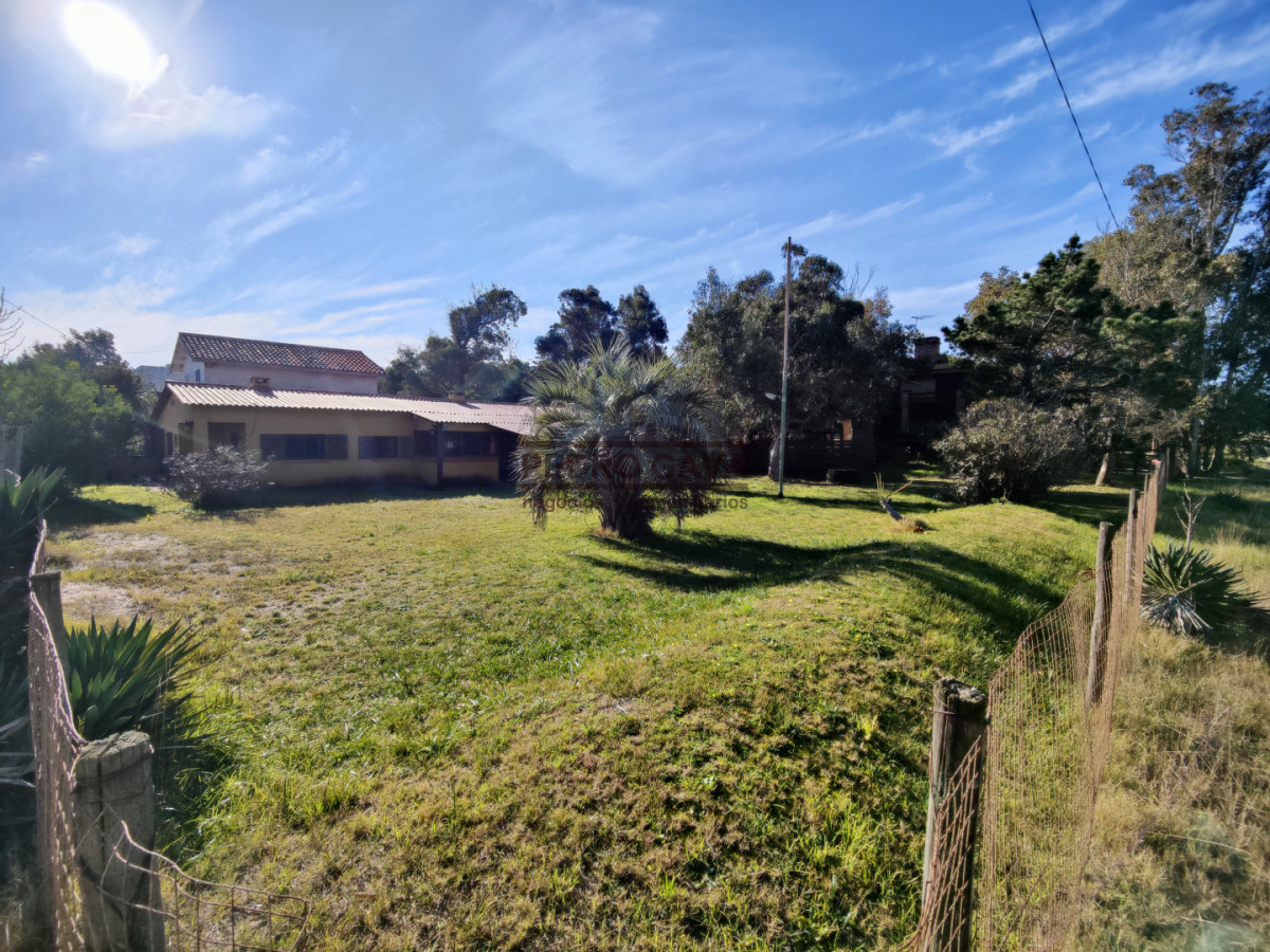 Terreno ID.374 - Terreno en venta en Playa Verde frente al mar | Esquina y parquizado