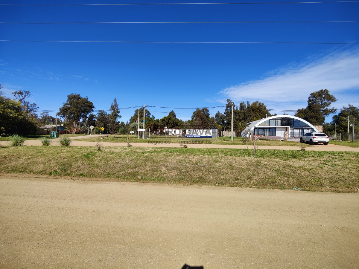 Terreno ID.285 - ¡Oportunidad Única en Balneario Ocean Park! Terreno con enorme potencial comercial y logístico