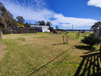 Terreno ID.285 - ¡Oportunidad Única en Balneario Ocean Park! Terreno con enorme potencial comercial y logístico