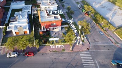 Terreno ID.321 - Venta de terreno sobre la Rambla de Piriápolis - Frente al Hotel Argentino