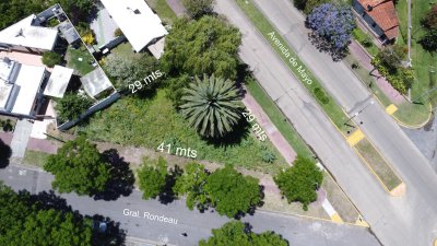 Terreno ID.215 - Terreno a la venta en Piriapolis con frente a Avenida de Mayo