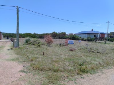 Terreno ID.338 - Terreno a la venta en Barra de Portezuelo con vista al mar - Piriapolis -