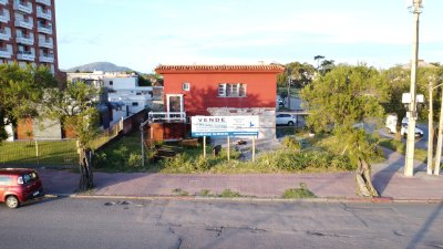 Terreno ID.321 - Venta de terreno sobre la Rambla de Piriápolis - Frente al Hotel Argentino