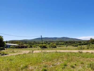 Terreno ID.201 - Terreno a la venta en Balneario Las Flores con vista a la sierra de Las Animas.