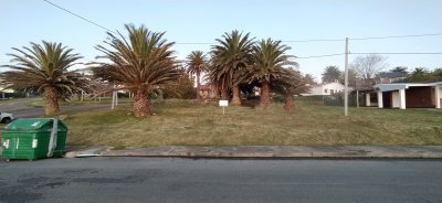 Terreno ID.125 - Proa en venta frente al mar sobre la Rambla de Punta Fria, Piriapolis