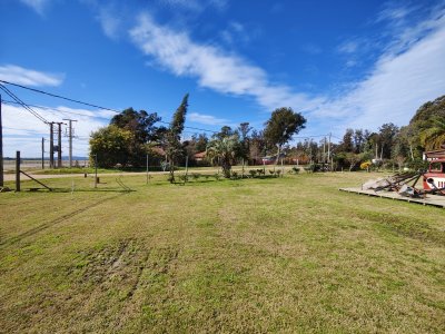 Terreno ID.285 - ¡Oportunidad Única en Balneario Ocean Park! Terreno con enorme potencial comercial y logístico