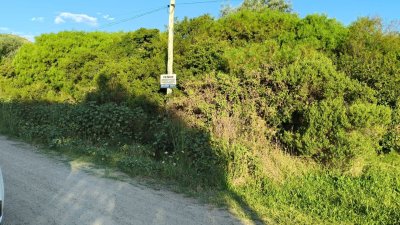 Terreno ID.337 - Terreno a la venta de 402 m² en Playa Hermosa, Piriapolis