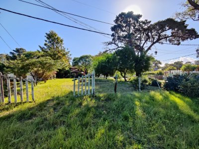 Terreno ID.236 - ¡Bienvenido a una oportunidad única en Piriapolis, Playa Grande! 