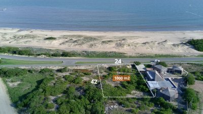 Terreno ID.357 - Terreno en venta en Punta Colorada, sobre Rambla con vista al mar, 1000 m²