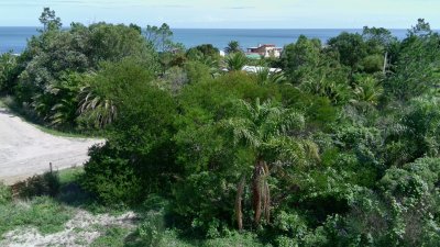Terreno ID.360 - Terreno en venta en Balneario Las Flores, a metros del mar, 1.753 m² con excelente altura