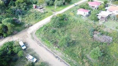 Terreno ID.305 - Terreno esquina en venta en Playa Hermosa, Piriapolis