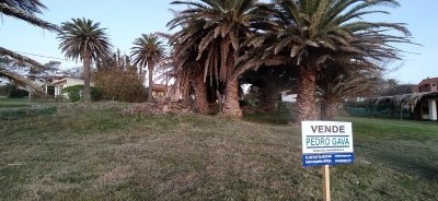 Terreno ID.125 - Proa en venta frente al mar sobre la Rambla de Punta Fria, Piriapolis