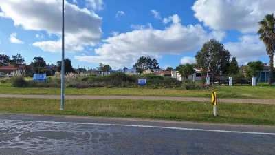 Frente al mar!!! Terreno de 533 m2  a la venta en Playa Hermosa, Piriapolis