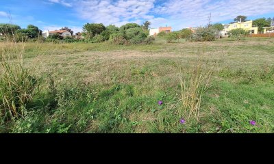 En venta, terreno proximo al mar en Playa Hermosa