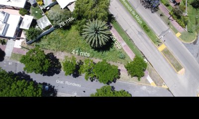 Terreno a la venta en Piriapolis con frente a Avenida de Mayo