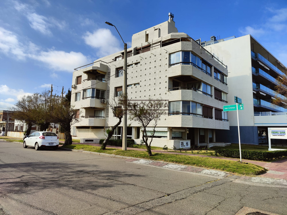 Apartamento ID.311 - Penthouse exclusivo frente al mar a la venta en Piriápolis