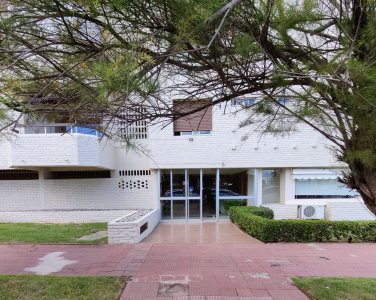 Apartamento ID.311 - Penthouse exclusivo frente al mar a la venta en Piriápolis