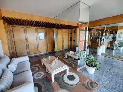 Apartamento ID.327 - Alquiler Anual - Apartamento en Edificio La Riviera, Rambla de Piriápolis