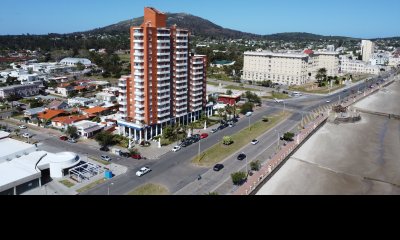 Apartamento al a venta de 3 dormitorios con vistas al mar y a los cerros de Piriápolis